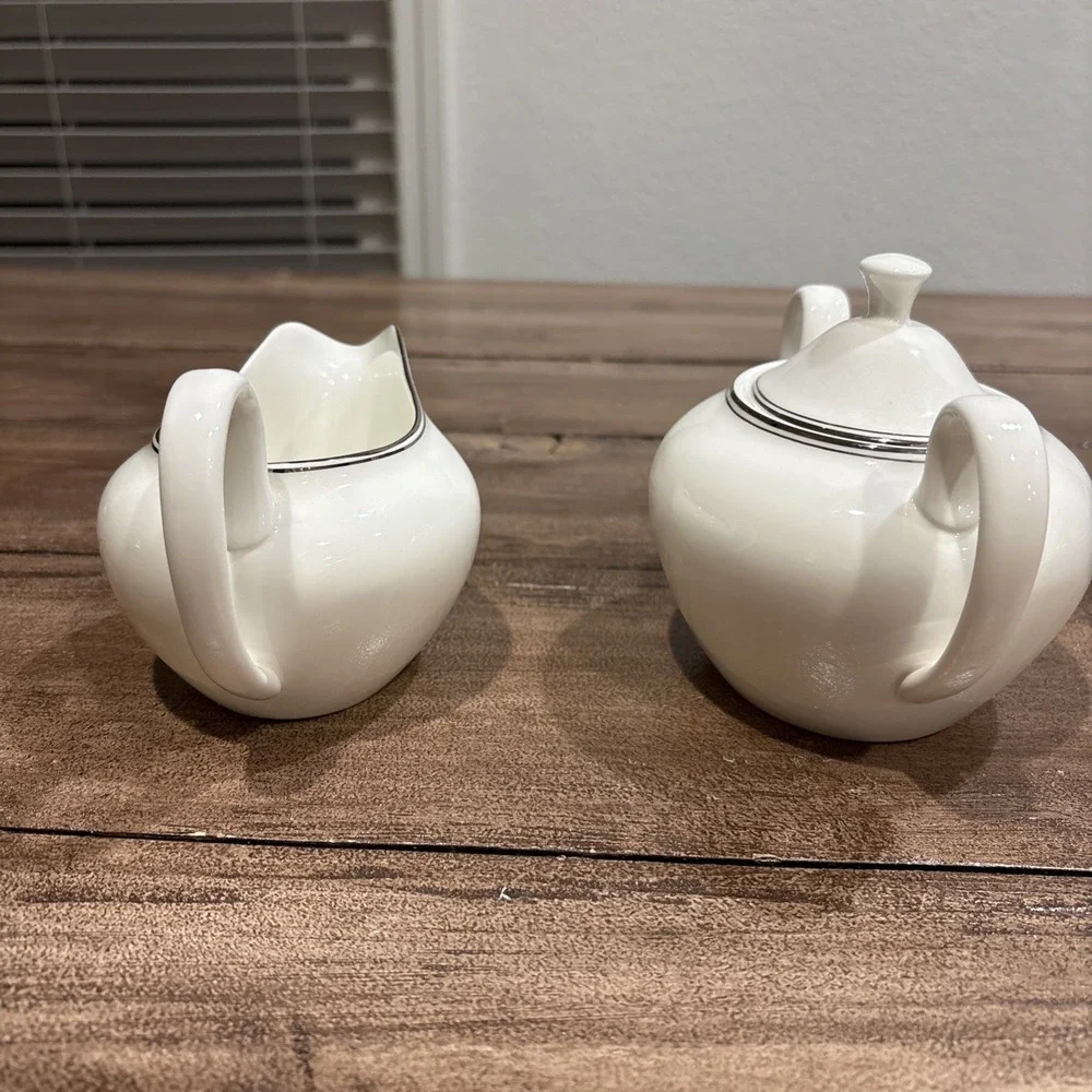 Vintage WEDGWOOD Bone China DORIC White, Silver Edged Creamer And SUGAR EXC!